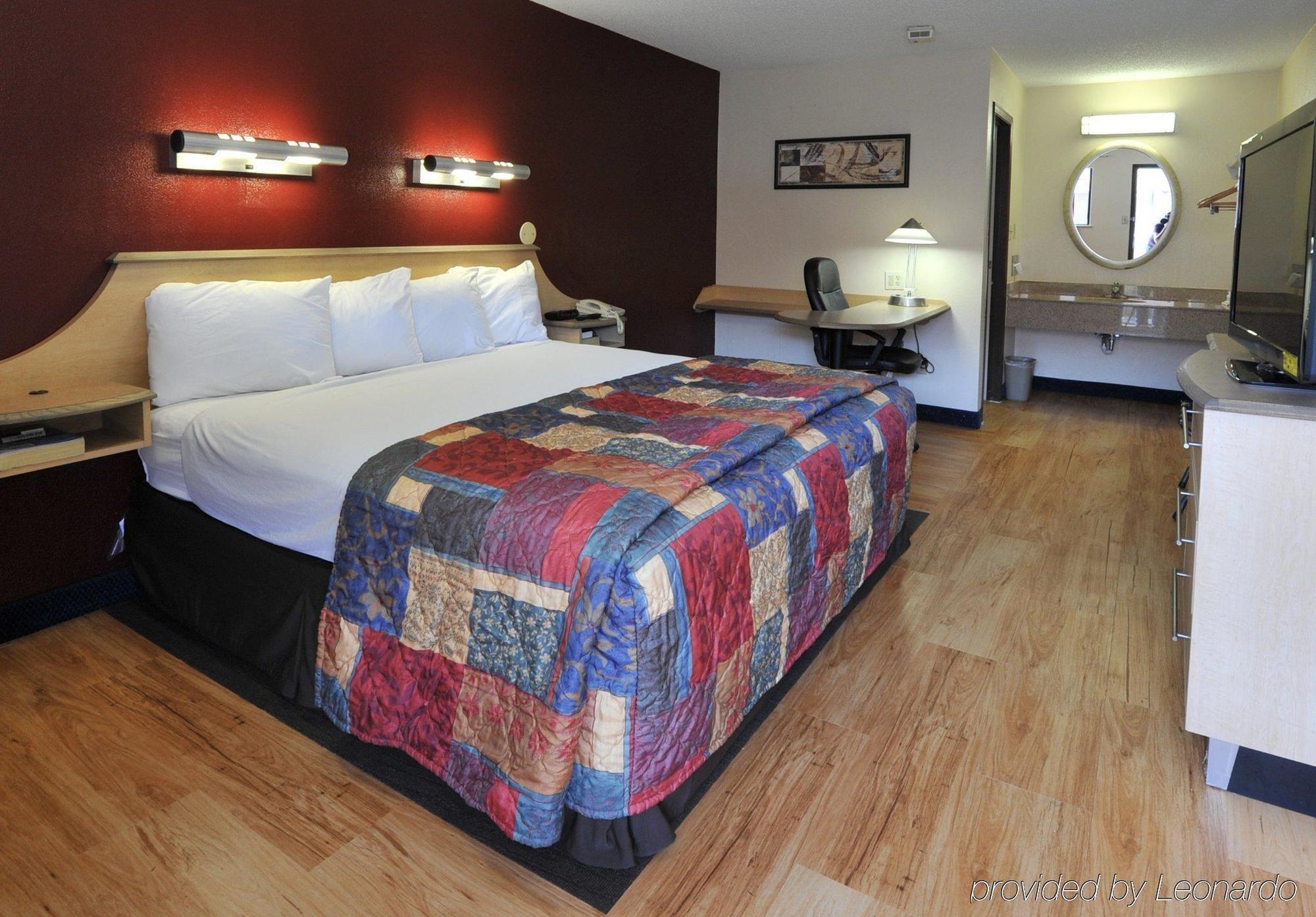 Motel Red Roof Columbus - 2*